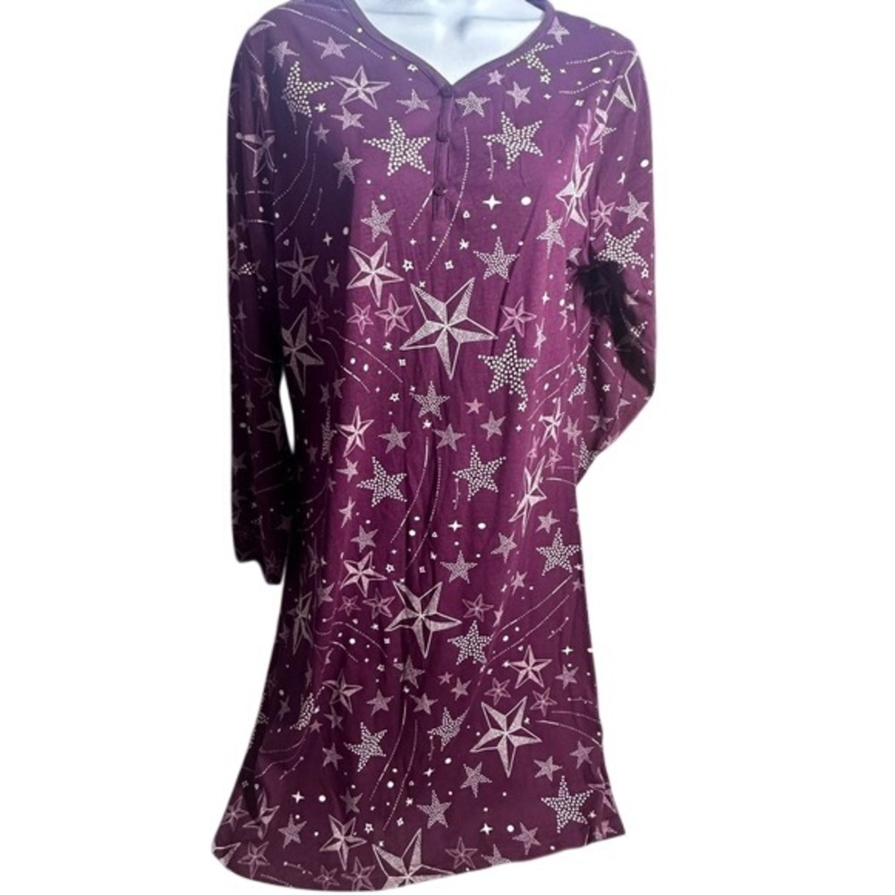Adorable, purple starry night shirt, size  med - dress/ EDM NEW !